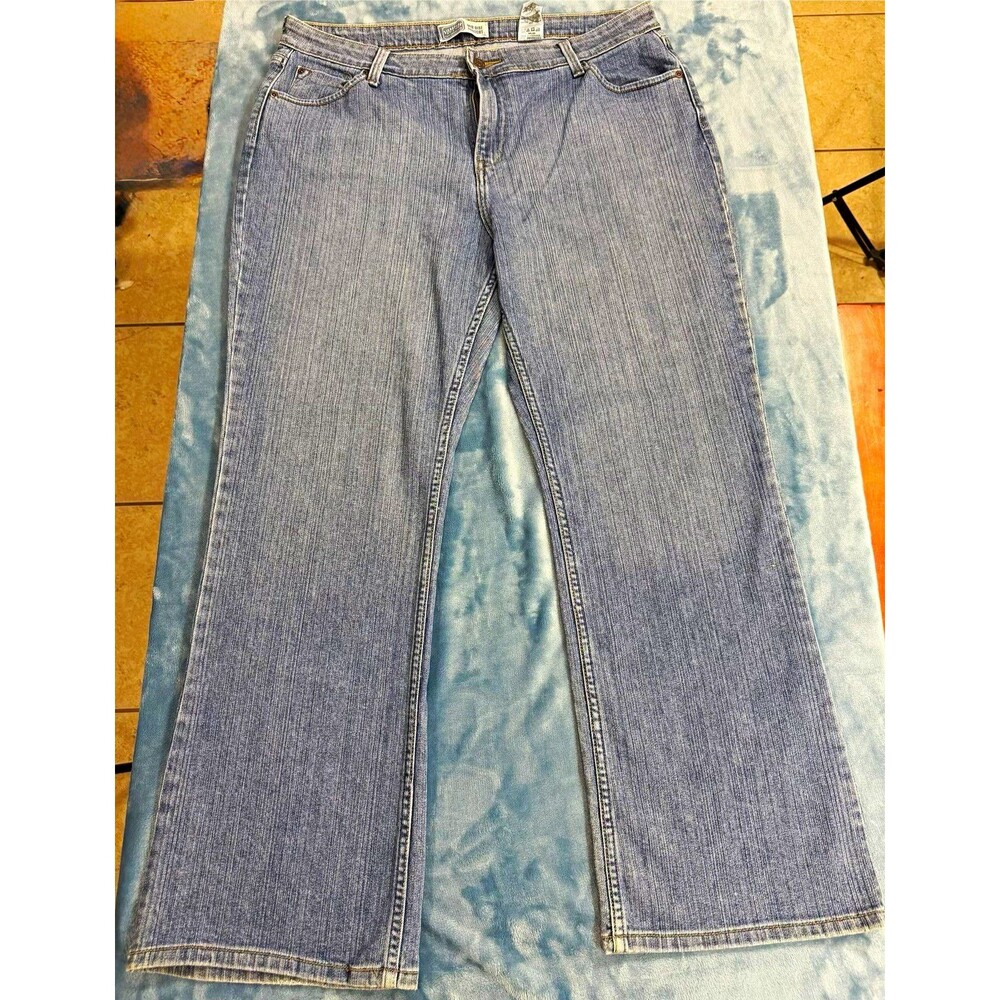 Signature Levi Strauss Womens Mid Rise Bootcut Jeans Sz 18 Medium Blue Denim 08